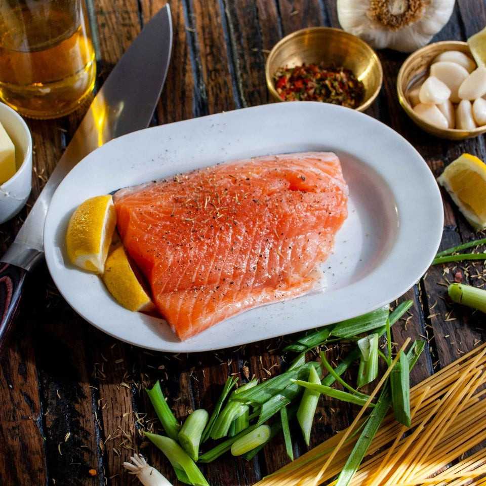 Raw Salmon Fillet (approx. 250g)